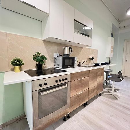 Baross Apartment With Convenience And Style Budapest Exteriör bild
