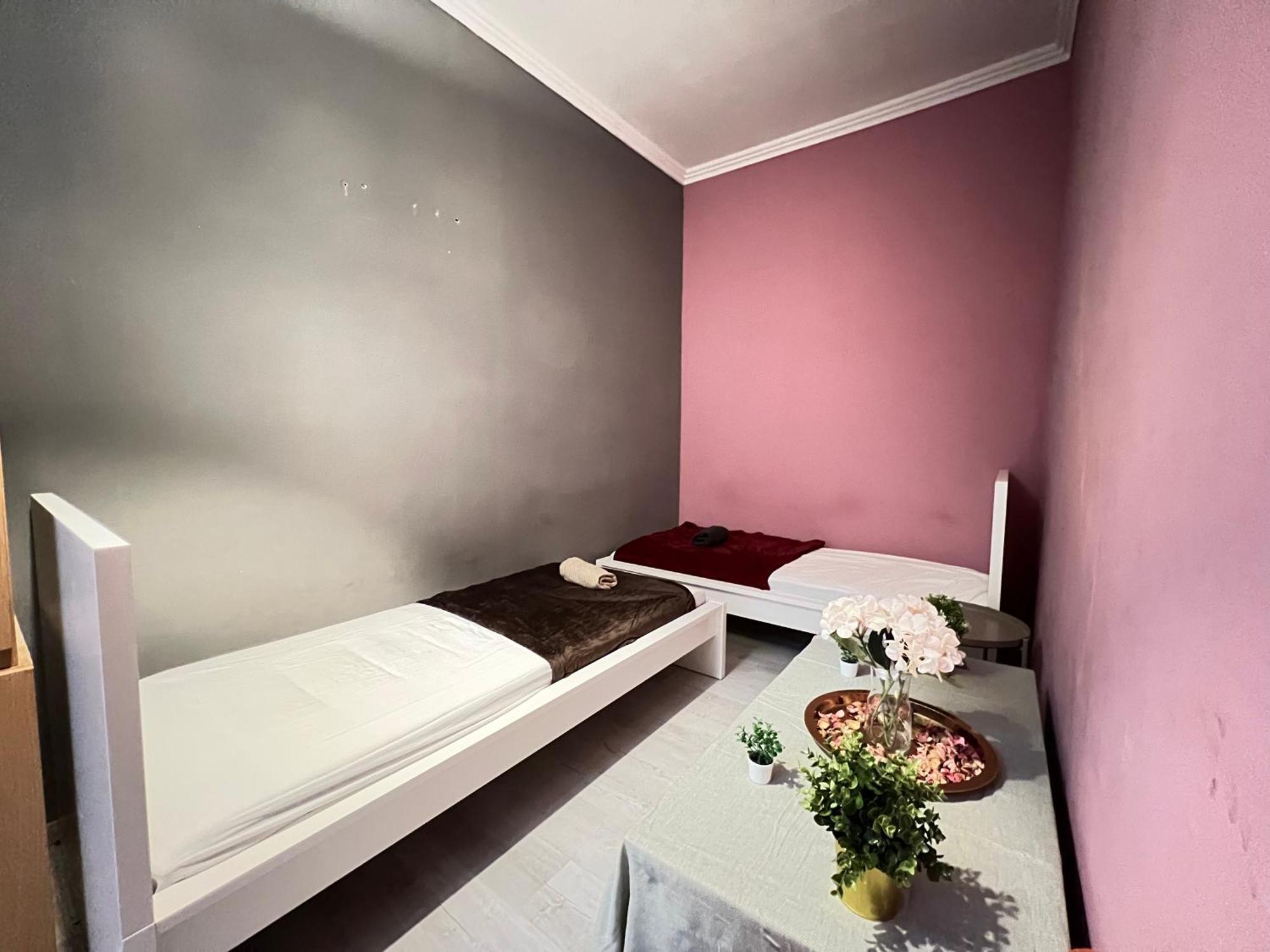 Baross Apartment With Convenience And Style Budapest Exteriör bild
