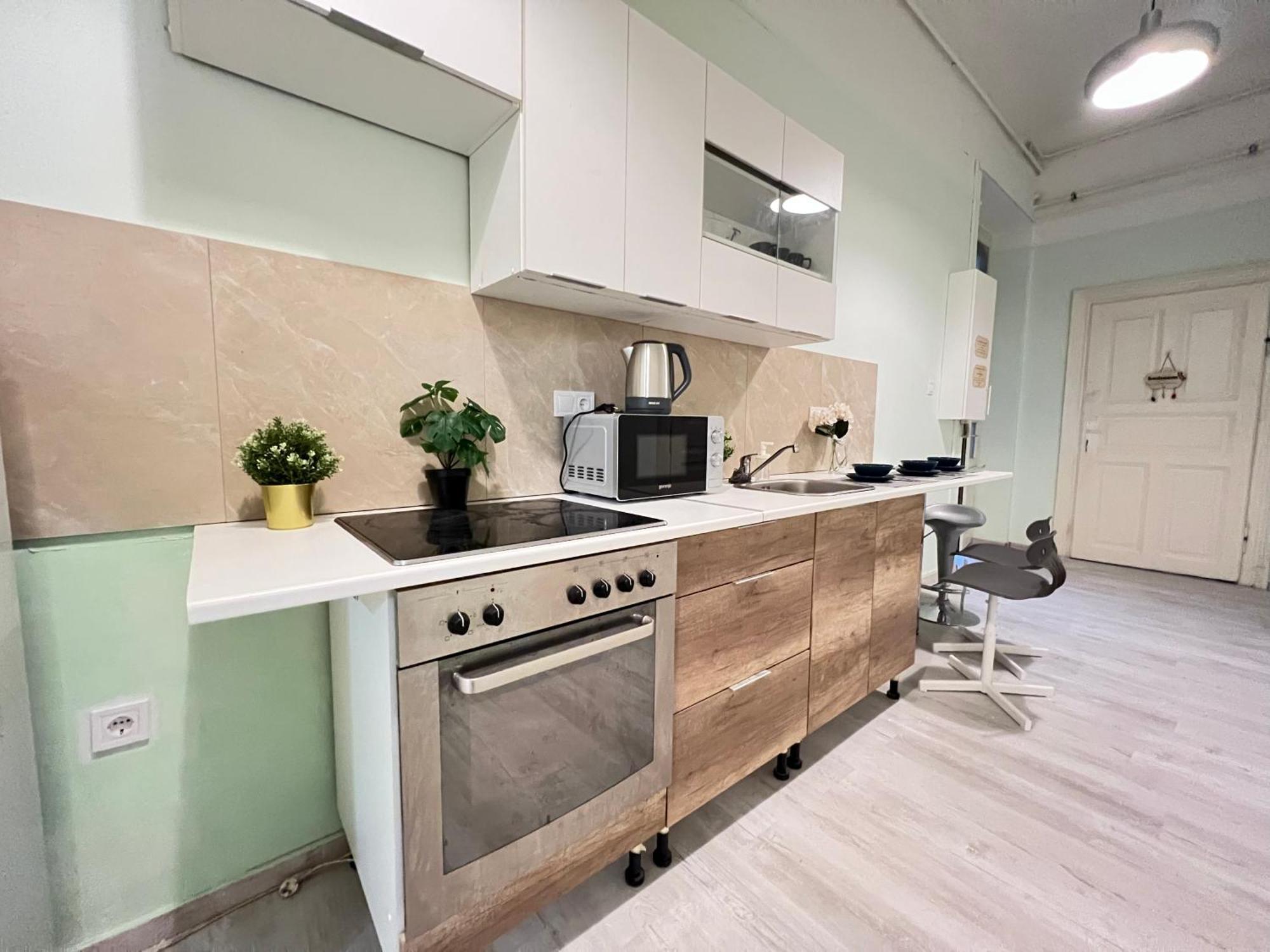 Baross Apartment With Convenience And Style Budapest Exteriör bild